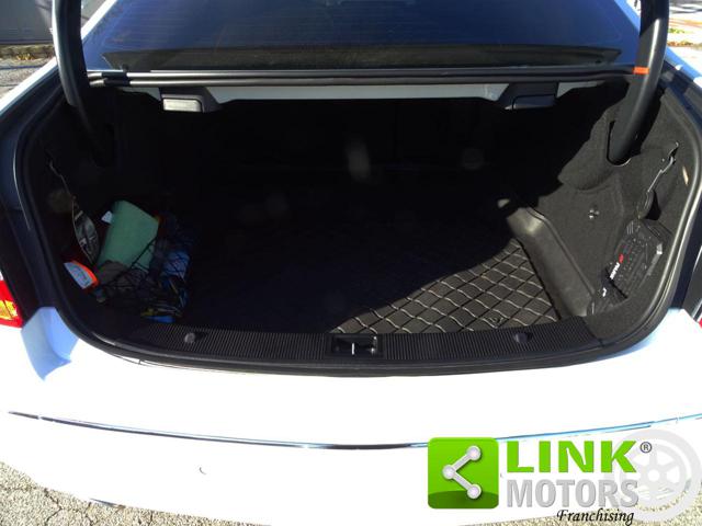 MERCEDES-BENZ E 220 usata, con MP3