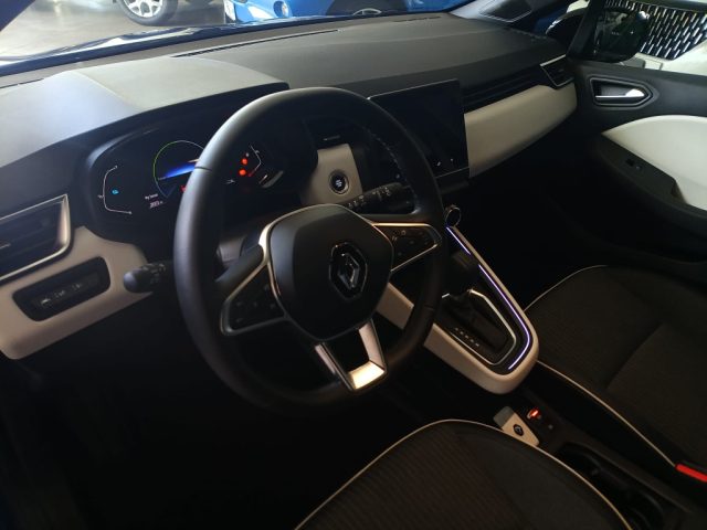 RENAULT Clio usata, con Climatizzatore