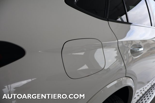 MERCEDES-BENZ GLC 300 usata, con Chiamata automatica per emergenze