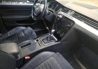 VOLKSWAGEN Passat usata, con Autoradio