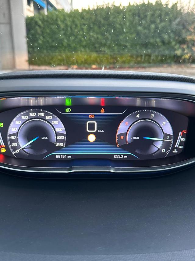 PEUGEOT 3008 usata, con Interni in pelle
