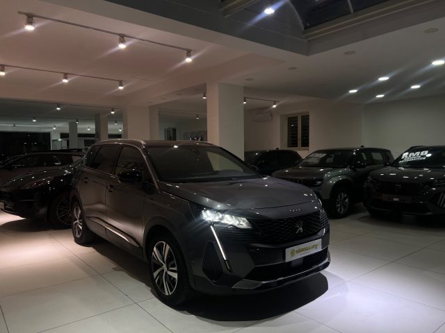 PEUGEOT 5008 usata, con Airbag laterali