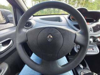 RENAULT Twingo usata 10