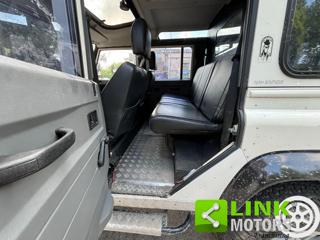 LAND ROVER Defender usata 14