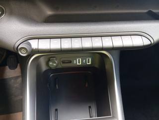JEEP Avenger usata, con Sedile posteriore sdoppiato
