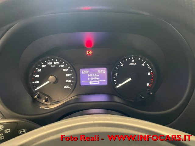 MERCEDES-BENZ Vito usata, con Bracciolo