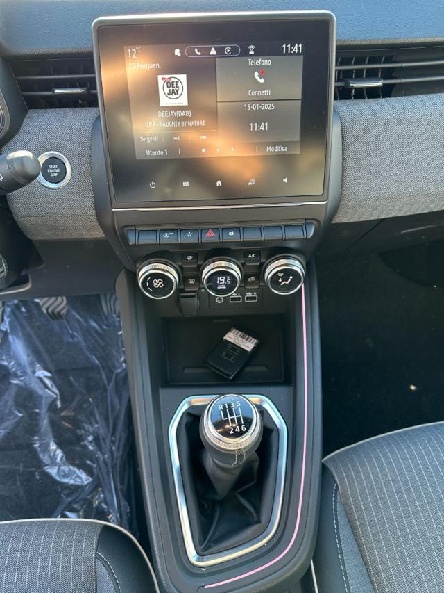 RENAULT Clio usata, con Climatizzatore