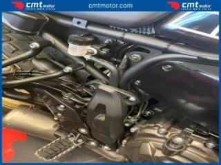 YAMAHA XSR 700 usata 9