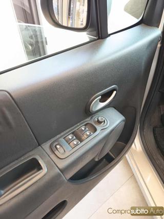 RENAULT Modus usata 21