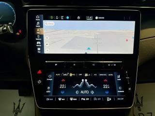 MASERATI Grecale usata, con Volante in pelle