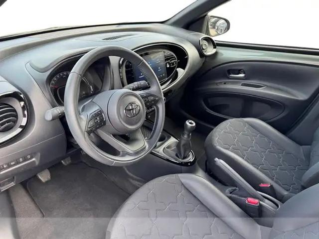 TOYOTA Aygo X usata 4