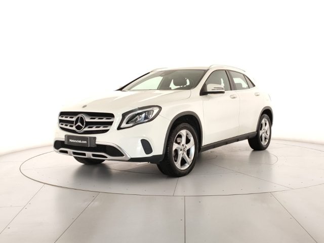MERCEDES-BENZ GLA 180 usata, con Airbag
