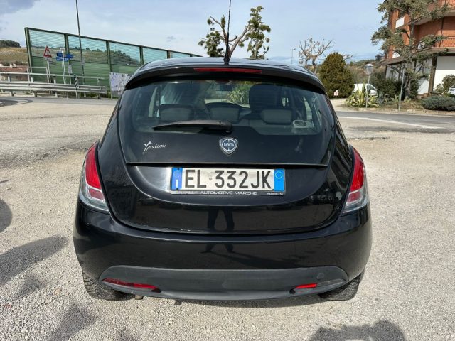 LANCIA Ypsilon usata, con Autoradio