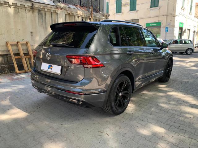 VOLKSWAGEN Tiguan usata, con Autoradio