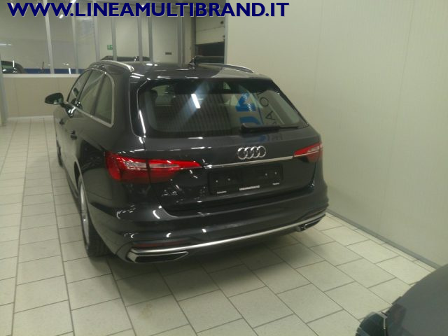 AUDI A4 usata, con Park Distance Control