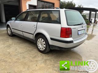 VOLKSWAGEN Passat usata, con Alzacristalli elettrici