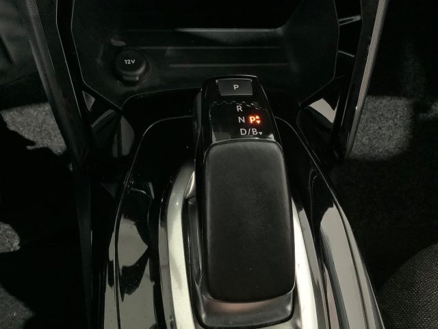 PEUGEOT 208 usata, con Airbag testa