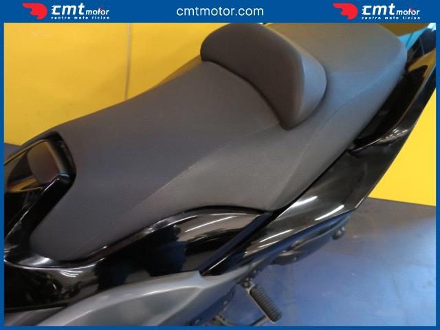 YAMAHA T-Max 500 usata 8