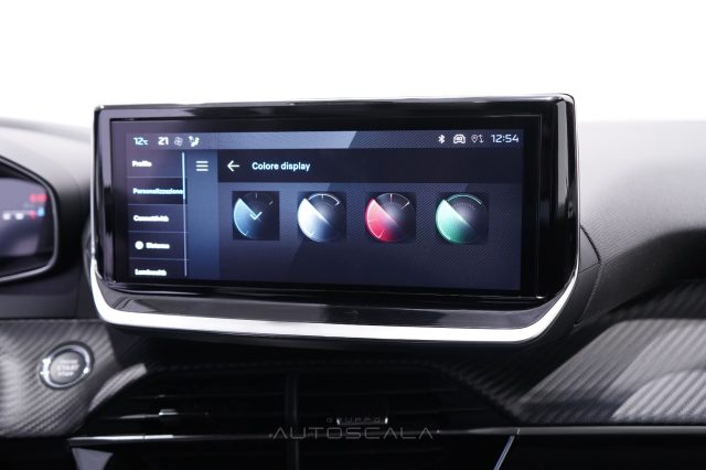 PEUGEOT 2008 usata, con Volante in pelle