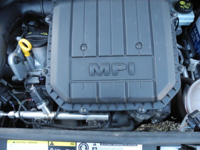 VOLKSWAGEN up! usata 59