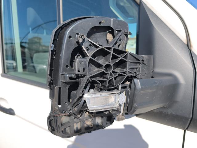 VOLKSWAGEN Crafter usata 39