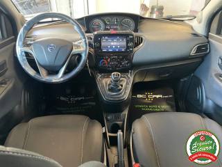 LANCIA Ypsilon usata, con Fendinebbia