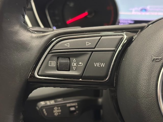 AUDI A4 usata, con Park Distance Control