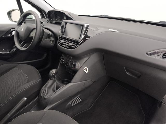 PEUGEOT 208 usata, con Luci diurne