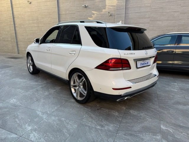 MERCEDES-BENZ GLE 250 usata, con Alzacristalli elettrici