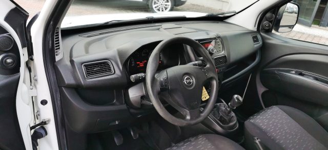 OPEL Combo usata, con Controllo trazione