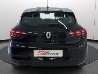 RENAULT Clio usata, con Sensori di parcheggio posteriori