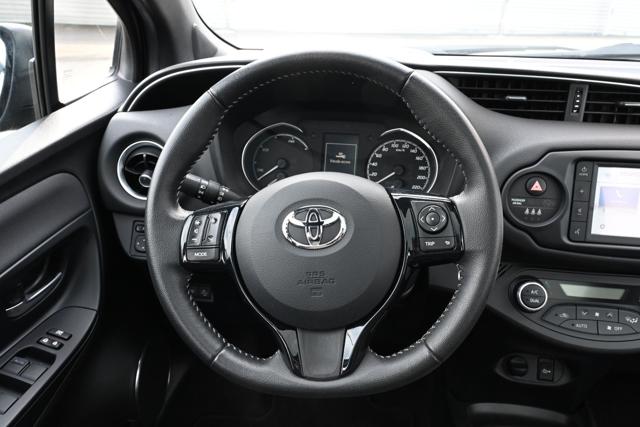 TOYOTA Yaris usata, con Servosterzo