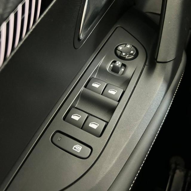 PEUGEOT 2008 usata, con Chiusura centralizzata telecomandata