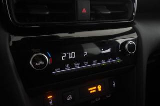 TOYOTA Yaris Cross usata 17