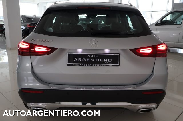 MERCEDES-BENZ GLA 180 usata, con Airbag Passeggero