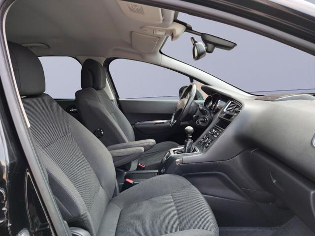 PEUGEOT 5008 usata, con Climatizzatore