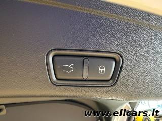 MASERATI Grecale usata, con USB