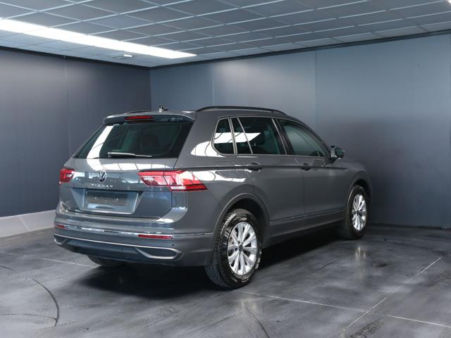VOLKSWAGEN Tiguan usata, con Airbag laterali