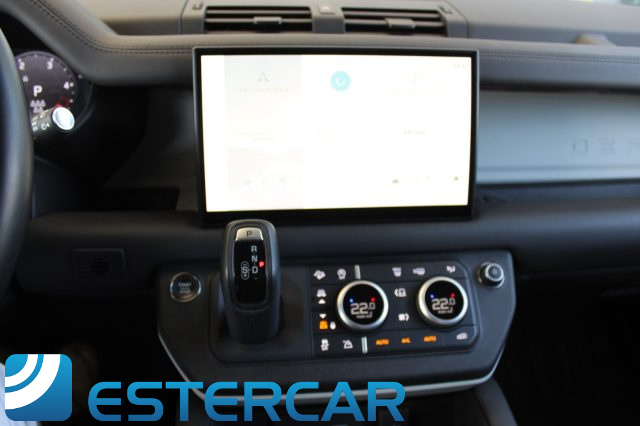 LAND ROVER Defender usata, con Fendinebbia