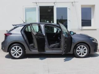 OPEL Corsa usata, con ESP