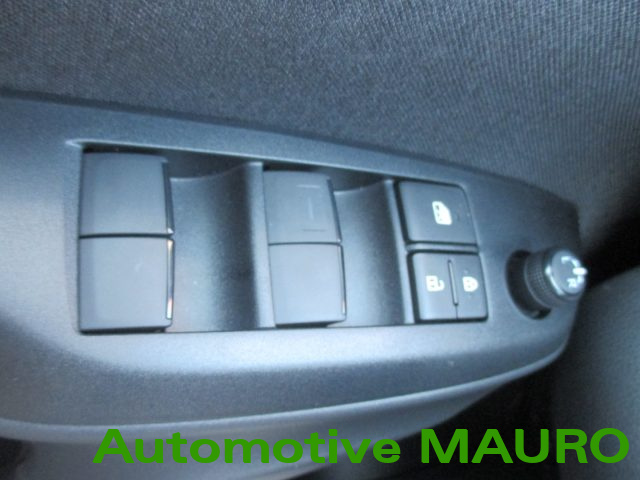 TOYOTA Yaris Cross usata, con Autoradio digitale