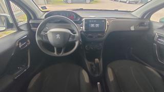 PEUGEOT 208 usata, con ESP