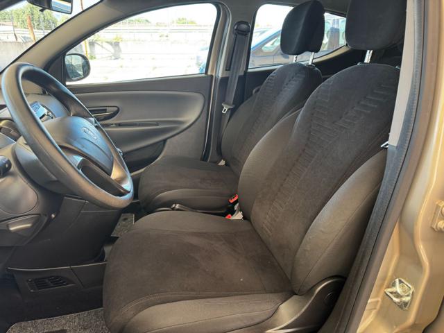 LANCIA Ypsilon usata, con Airbag testa