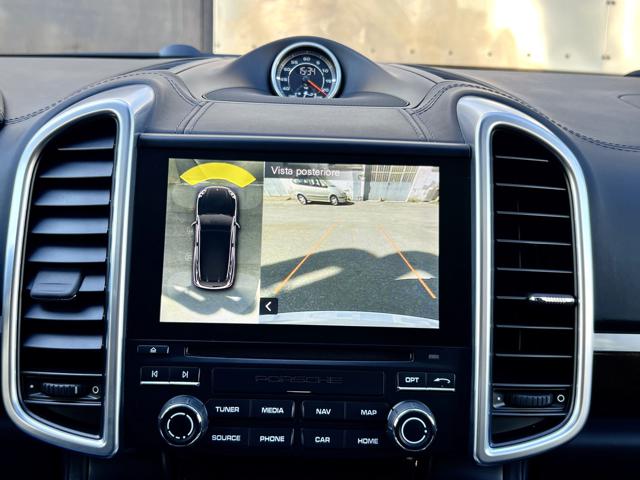 PORSCHE Cayenne usata, con Park Distance Control