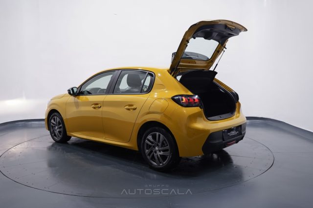 PEUGEOT 208 usata, con Apple CarPlay