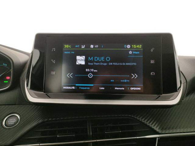 PEUGEOT 208 usata, con USB