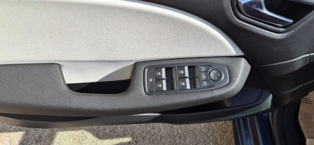 RENAULT Clio usata, con Vetri oscurati