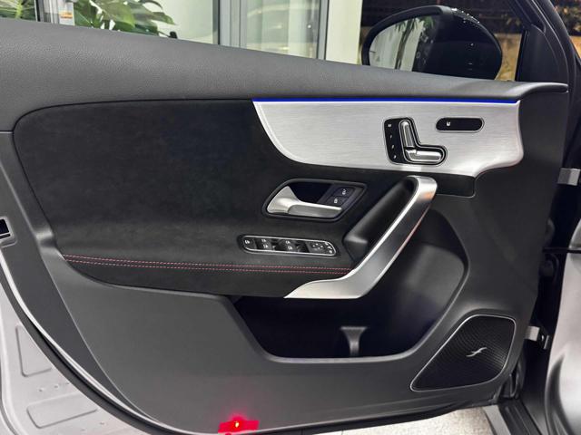 MERCEDES-BENZ A 45 S AMG usata, con USB