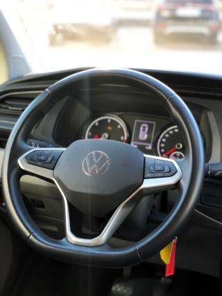 VOLKSWAGEN Caravelle usata, con Touch screen
