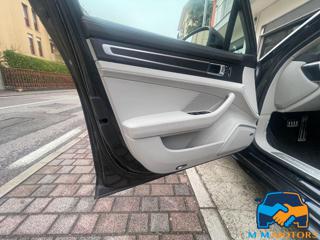 PORSCHE Panamera usata, con Bluetooth